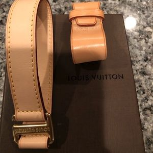 Louis Vuitton luggage straps